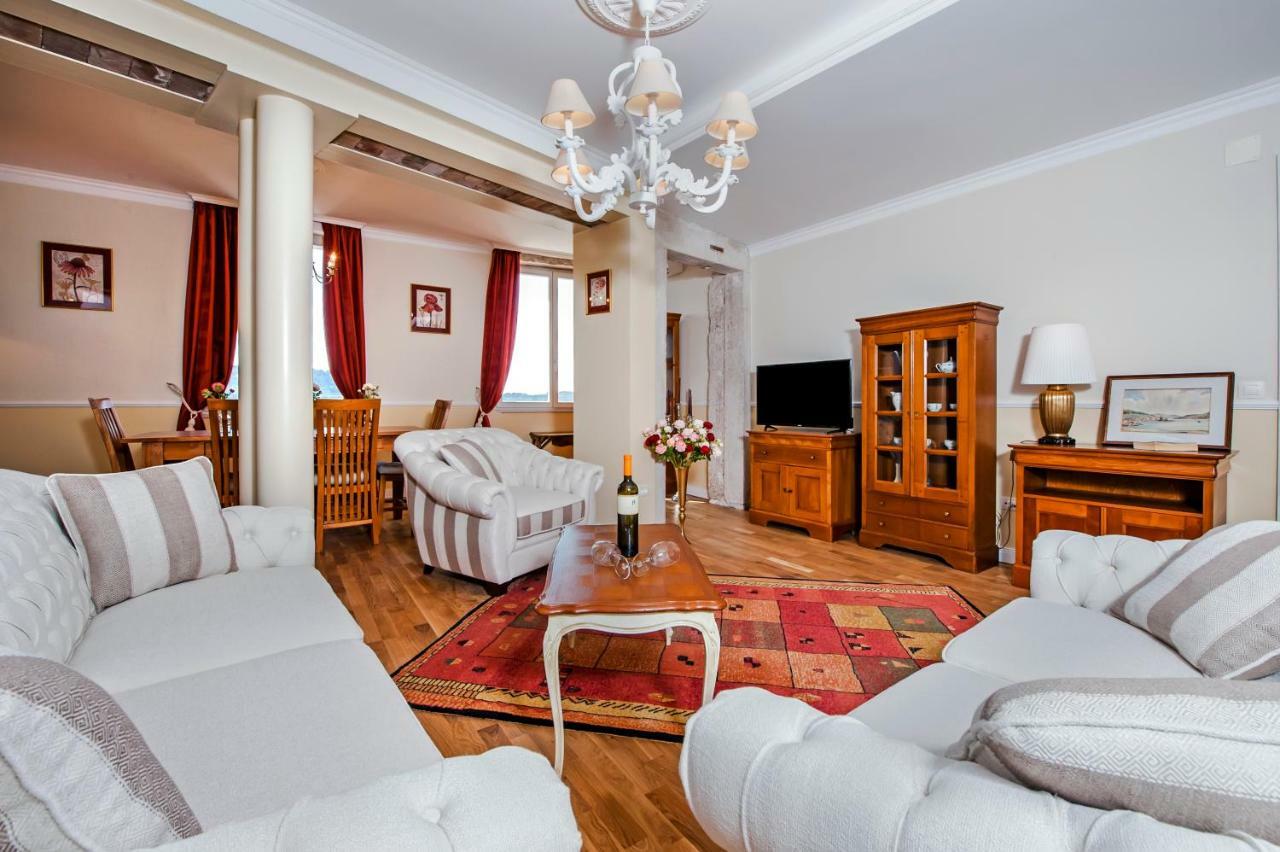 Adriatic Royal Sea View Apartment Rovinj Exterior photo